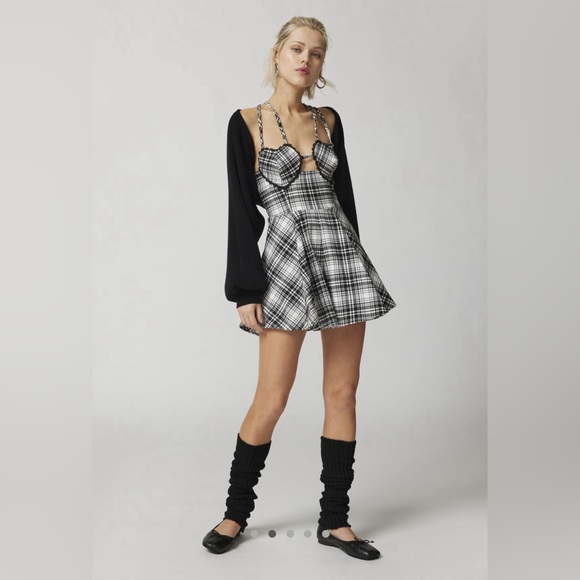 NWT Urban Outfitters Plaid Heart Romper - Picture 4 of 7